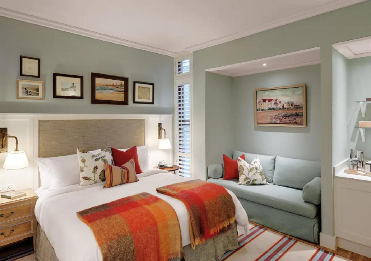 Standard Double or Twin Room,412583784:JPEG